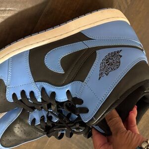 Jordan Men's Sky Blue and Black Sneakers